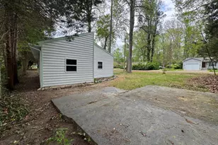 1605 Lakeview Dr, Colonial Beach, VA 22443 - Photo 14