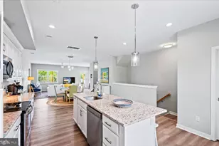 221 Wilder Ave, Colonial Beach, VA 22443 - Photo 6