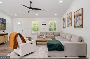 174 Shorewood Dr, Colonial Beach, VA 22443 - Photo 10