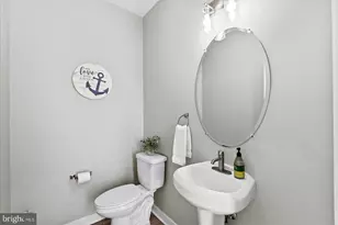 300 Douglas Ave, Colonial Beach, VA 22443 - Photo 16