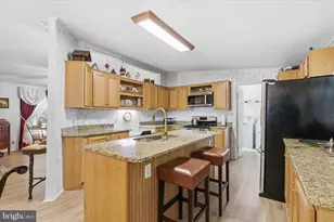 144 Stratford Cir, Colonial Beach, VA 22443 - Photo 16