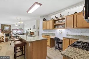 144 Stratford Cir, Colonial Beach, VA 22443 - Photo 14
