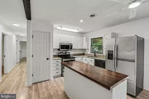 78 Woodmount Dr, Colonial Beach, VA 22443 - Photo 10