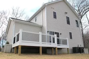1252 Shore Dr, Colonial Beach, VA 22443 - Photo 18
