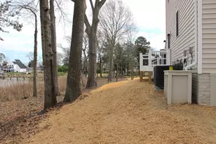 1252 Shore Dr, Colonial Beach, VA 22443 - Photo 16