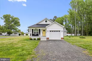 1274 Holly Vista Dr, Colonial Beach, VA 22443 - Photo 6