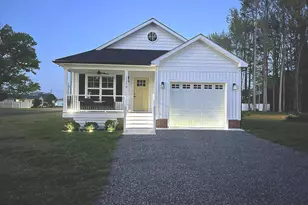 1274 Holly Vista Dr, Colonial Beach, VA 22443 - Photo 2