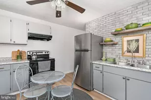 305 Locust Ave, Colonial Beach, VA 22443 - Photo 16