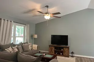 346 Brooks Dr, Colonial Beach, VA 22443 - Photo 12
