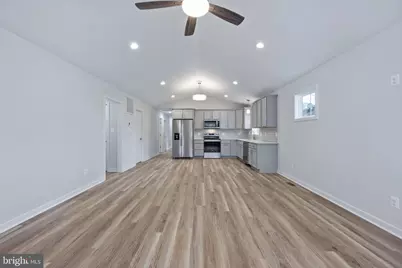 390 Monticello Drive, Colonial Beach, VA 22443 - Photo 6