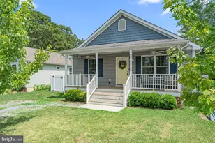 320 2nd St, Colonial Beach, VA 22443 - Photo 1