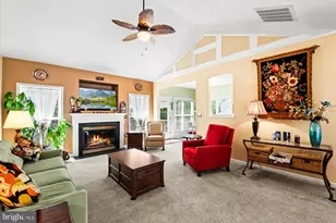 302 Forest Ave, Colonial Beach, VA 22443 - Photo 8