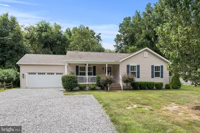 305 Cedar Lane, Colonial Beach, VA 22443 - Photo 1