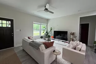 903 Albrough Blvd, Colonial Beach, VA 22443 - Photo 2