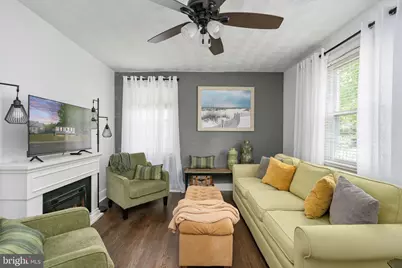 305 Locust Avenue, Colonial Beach, VA 22443 - Photo 6