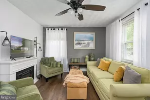 305 Locust Ave, Colonial Beach, VA 22443 - Photo 6
