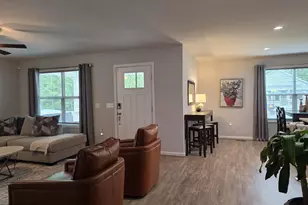 225 9th St, Colonial Beach, VA 22443 - Photo 12