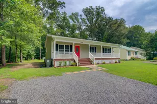 1029 Mattox Ave, Colonial Beach, VA 22443 - Photo 2