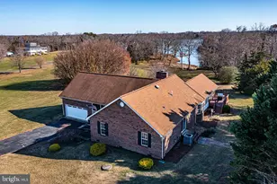 196 Matthews Cove Dr, Montross, VA 22520 - Photo 4