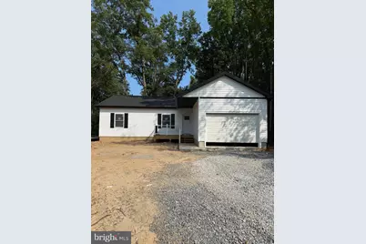 105 Circle Lane, Colonial Beach, VA 22443 - Photo 2