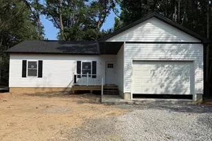 105 Circle Ln, Colonial Beach, VA 22443 - Photo 2