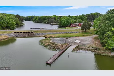 32 Placid Rd, Colonial Beach, VA 22443 - Photo 18