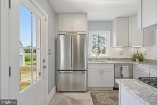 208 Coles Point Rd, Hague, VA 22469 - Photo 20