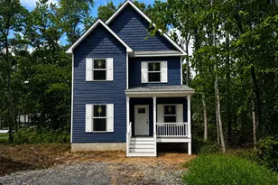 13 Laurel Ln, Colonial Beach, VA 22443 - Photo 1