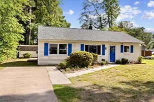 63 N Cedar Ln, Colonial Beach, VA 22443 - Photo 1