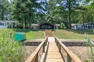 781 N Glebe Rd, Montross, VA 22520 - Photo 2