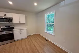 387 Forest Grove Ave, Colonial Beach, VA 22443 - Photo 6