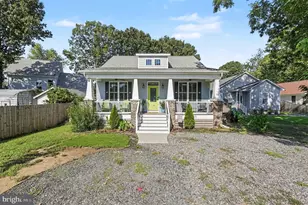 415 Lossing Ave, Colonial Beach, VA 22443 - Photo 2