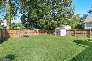 415 Lossing Ave, Colonial Beach, VA 22443 - Photo 28