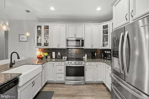 415 Lossing Ave, Colonial Beach, VA 22443 - Photo 12