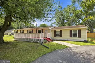 153 Richmond Rd, Colonial Beach, VA 22443 - Photo 1