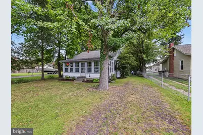 518 Lossing Avenue, Colonial Beach, VA 22443 - Photo 2