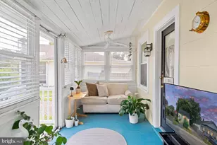 15 Bancroft Ave, Colonial Beach, VA 22443 - Photo 4