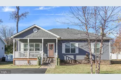 21 10th Street, Colonial Beach, VA 22443 - Photo 1
