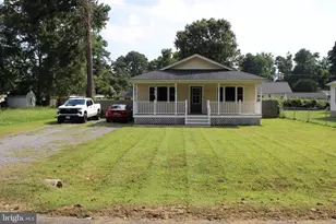 41 Mt Vernon Dr, Colonial Beach, VA 22443 - Photo 2