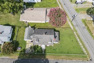 301 Bancroft Ave, Colonial Beach, VA 22443 - Photo 4