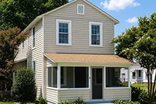 301 Bancroft Ave, Colonial Beach, VA 22443 - Photo 2
