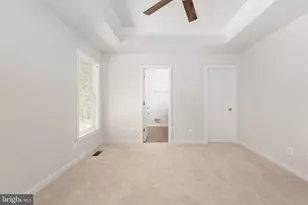 439 Shorewood Dr, Colonial Beach, VA 22443 - Photo 18
