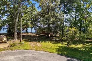 888 Cabin Point Dr, Montross, VA 22520 - Photo 52