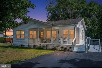 212 2nd Street, Colonial Beach, VA 22443 - Photo 2