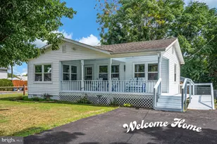 212 2nd St, Colonial Beach, VA 22443 - Photo 1