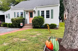 518 Marshall Ave, Colonial Beach, VA 22443 - Photo 1