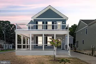 700 Taggart St, Colonial Beach, VA 22443 - Photo 1