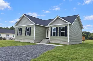 320 Blackwell Rd, Colonial Beach, VA 22443 - Photo 1