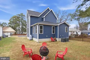 126 4th St, Colonial Beach, VA 22443 - Photo 6