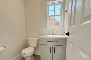 31 W Whitlock Ave, Winchester, VA 22601 - Photo 22